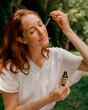 Load image into Gallery viewer, Nourishing FACE Oil